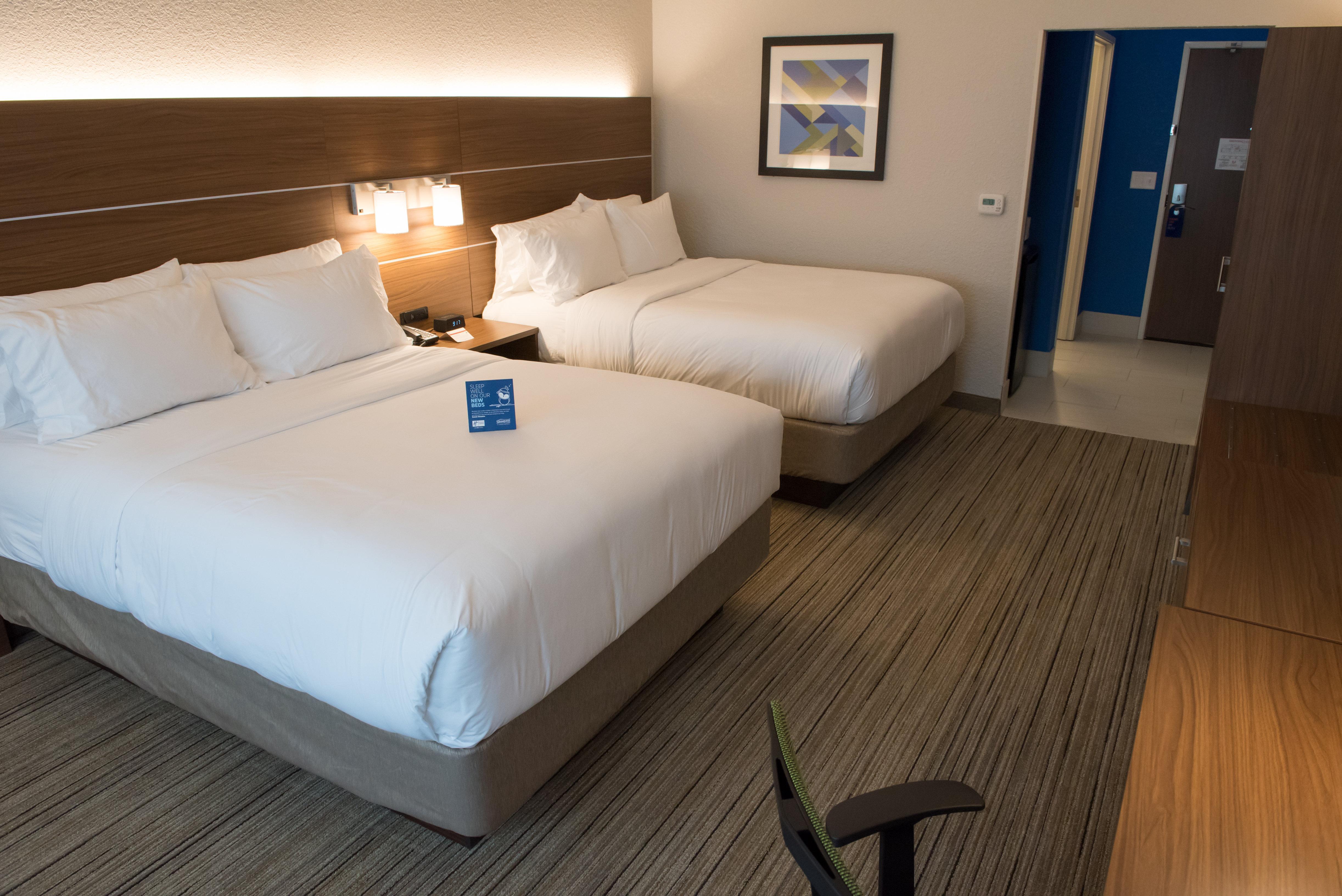 Holiday Inn Express & Suites - Dayton Southwest By Ihg Exterior foto